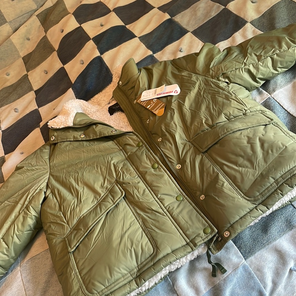 J. Crew Coat Size XL - Sherpa-Lined Puffer Jacket with PrimaLoft®
